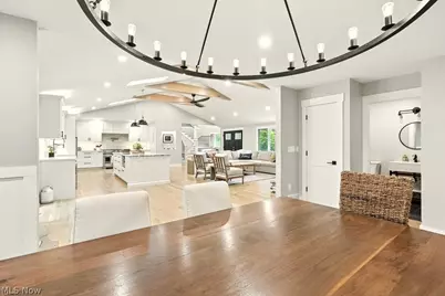 38080 Berkeley Avenue, Moreland Hills, OH 44022 - Photo 16