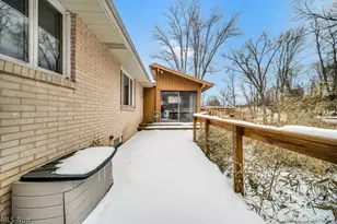 13458 Theeland Avenue NW, Uniontown, OH 44685 - Photo 36