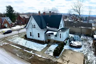 216 S Clay St, Millersburg, OH 44654 - Photo 8