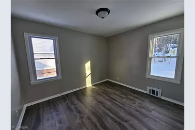 9516 Alexander Road, Loveland, OH 44125 - Photo 18