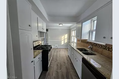 9516 Alexander Road, Loveland, OH 44125 - Photo 12