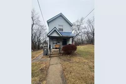 222 Seneca Street, Youngstown, OH 44510 - Photo 2