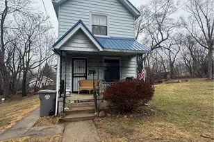 222 Seneca St, Youngstown, OH 44510 - Photo 2