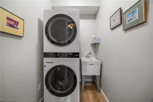 5547 Beavercrest Dr, Lorain, OH 44053 - Photo 32