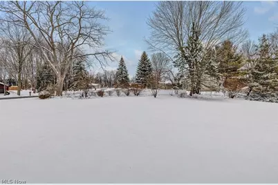 165 Paradise Road, Painesville Twp, OH 44077 - Photo 4