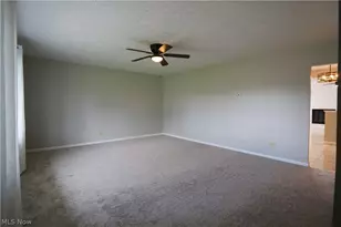 6751 Oakwood Rd, Parma Heights, OH 44130 - Photo 4