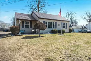 136 Minnesota Ave, Ashtabula, OH 44004 - Photo 4