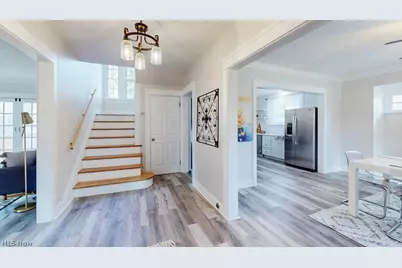 1686 Lee Road, Loveland, OH 44118 - Photo 2