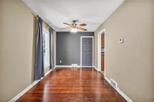 2506 N Taylor Rd, Cleveland Heights, OH 44118 - Photo 6