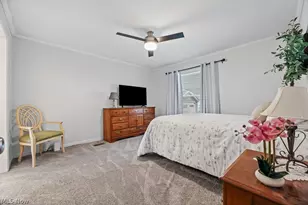 7 Michael Dr, Olmsted Twp, OH 44138 - Photo 12