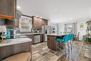 7 Michael Dr, Olmsted Twp, OH 44138 - Photo 6