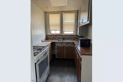 29435 Euclid Avenue #3, Wickliffe, OH 44092 - Photo 4