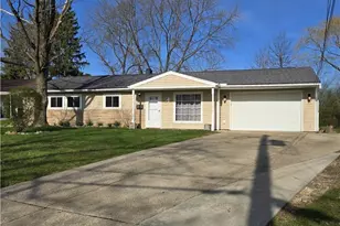 6279 Tonbridge Ct, Huber Heights, OH 44146 - Photo 4