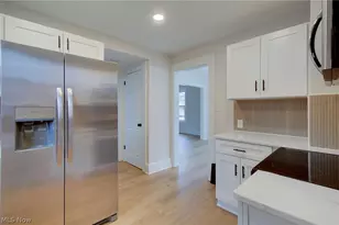 152 E Mill St, Alliance, OH 44601 - Photo 16