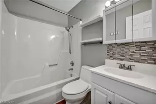 242 Jackson St, Jefferson, OH 44047 - Photo 18