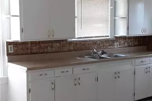 3916 Howard St, Youngstown, OH 44512 - Photo 14