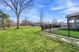 537 Rome Rock Creek Rd, Roaming Shores, OH 44084 - Photo 6