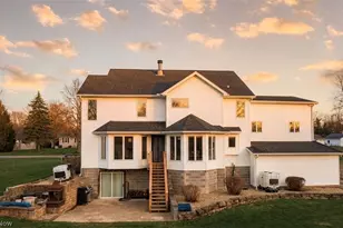 9332 Howland Springs Rd SE, Warren, OH 44484 - Photo 6