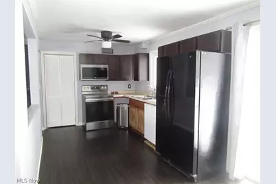 223 Fairview Avenue, Canfield, OH 44406 - Photo 8