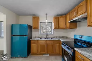 804 Carpenter St, Akron, OH 44310 - Photo 8