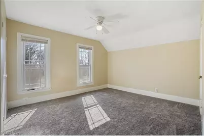 131 W Miller Avenue, Akron, OH 44301 - Photo 26