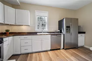 131 W Miller Ave, Akron, OH 44301 - Photo 14