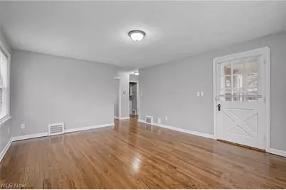 144 Roosevelt Avenue, Elyria, OH 44035 - Photo 6