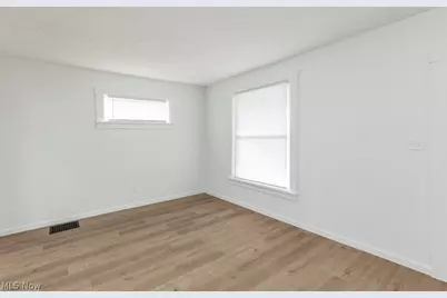 1640 Bedford Avenue SW, Canton, OH 44706 - Photo 6