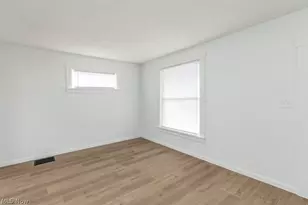 1640 Bedford Ave SW, Canton, OH 44706 - Photo 6