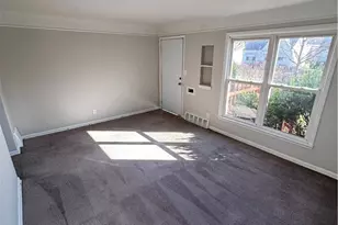 892 E 139th St, Loveland, OH 44110 - Photo 4