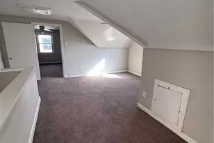 892 E 139th St, Loveland, OH 44110 - Photo 8