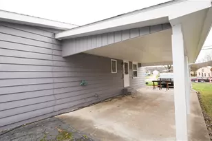 1018 Park Ave, New Matamoras, OH 45767 - Photo 2