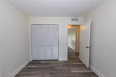 2033 Carlile Drive, Uniontown, OH 44685 - Photo 18