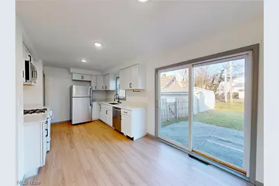 28507 Lakeshore Boulevard, Willowick, OH 44095 - Photo 6