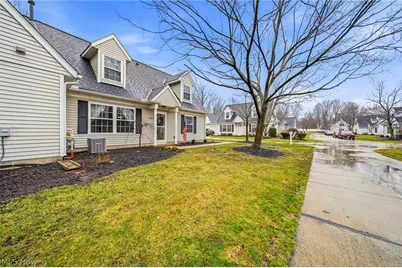 7290 Scottsdale Circle, Mentor, OH 44060 - Photo 2
