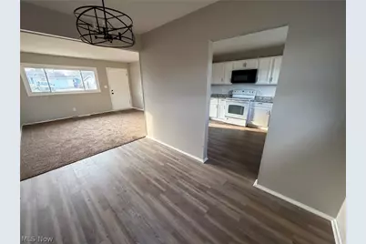 3232 Elmhill Drive NW, Warren, OH 44485 - Photo 8