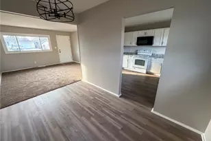 3232 Elm Hill Dr NW, Warren, OH 44485 - Photo 8