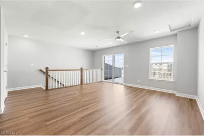 461 Harbor Lane, Lorain, OH 44052 - Photo 16