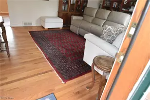 888 Edenridge Dr, Boardman, OH 44512 - Photo 4