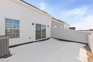 457 Harbor Ln, Lorain, OH 44052 - Photo 26