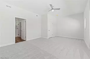 457 Harbor Ln, Lorain, OH 44052 - Photo 28