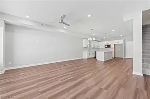 457 Harbor Ln, Lorain, OH 44052 - Photo 12