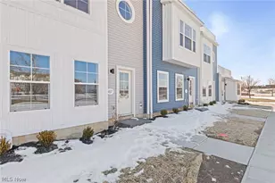457 Harbor Ln, Lorain, OH 44052 - Photo 30