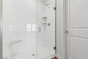 457 Harbor Ln, Lorain, OH 44052 - Photo 22