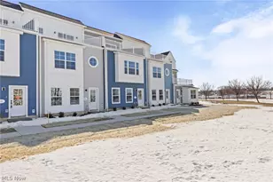 457 Harbor Ln, Lorain, OH 44052 - Photo 38