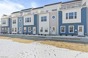 457 Harbor Ln, Lorain, OH 44052 - Photo 34