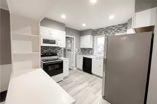 1223 Florida Ave, Akron, OH 44314 - Photo 2