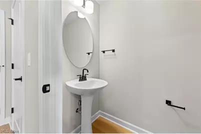 453 Harbor Lane, Lorain, OH 44052 - Photo 36