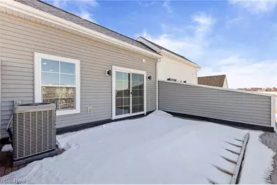 453 Harbor Lane, Lorain, OH 44052 - Photo 38