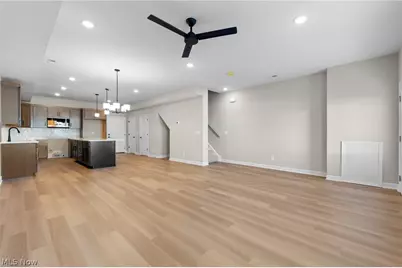 453 Harbor Lane, Lorain, OH 44052 - Photo 14